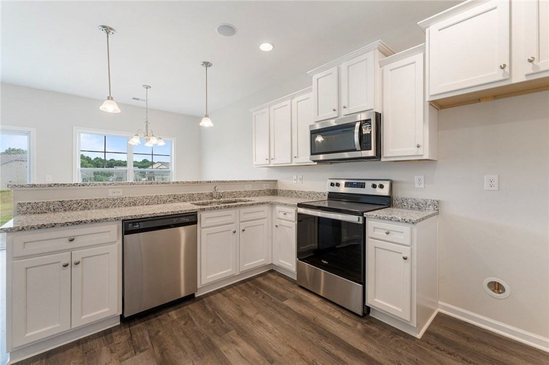 105 Weaver Way - Photo 5 of 17