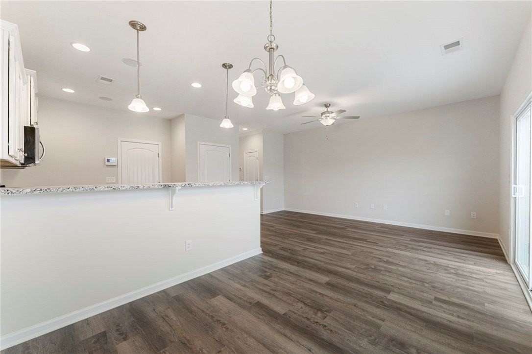 105 Weaver Way - Photo 6 of 17