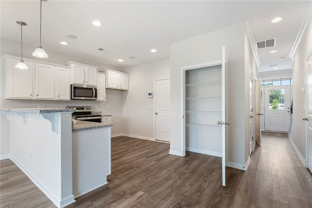 105 Weaver Way - Photo 7 of 17