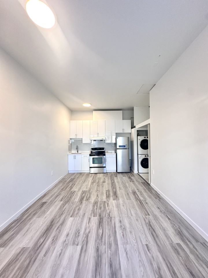 7605 16th Avenue - Photo 2 of 10