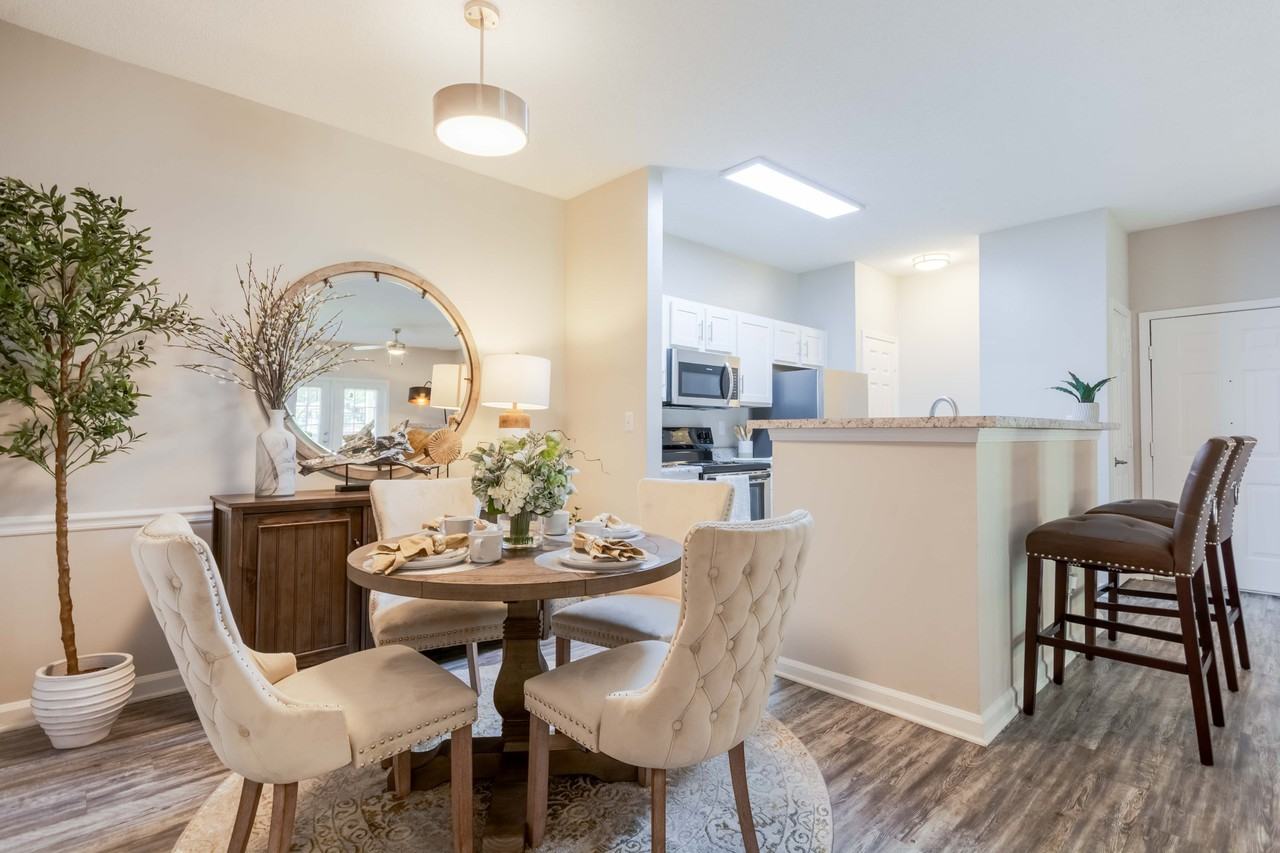 Enclave at Wolfchase - Photo 6 of 32