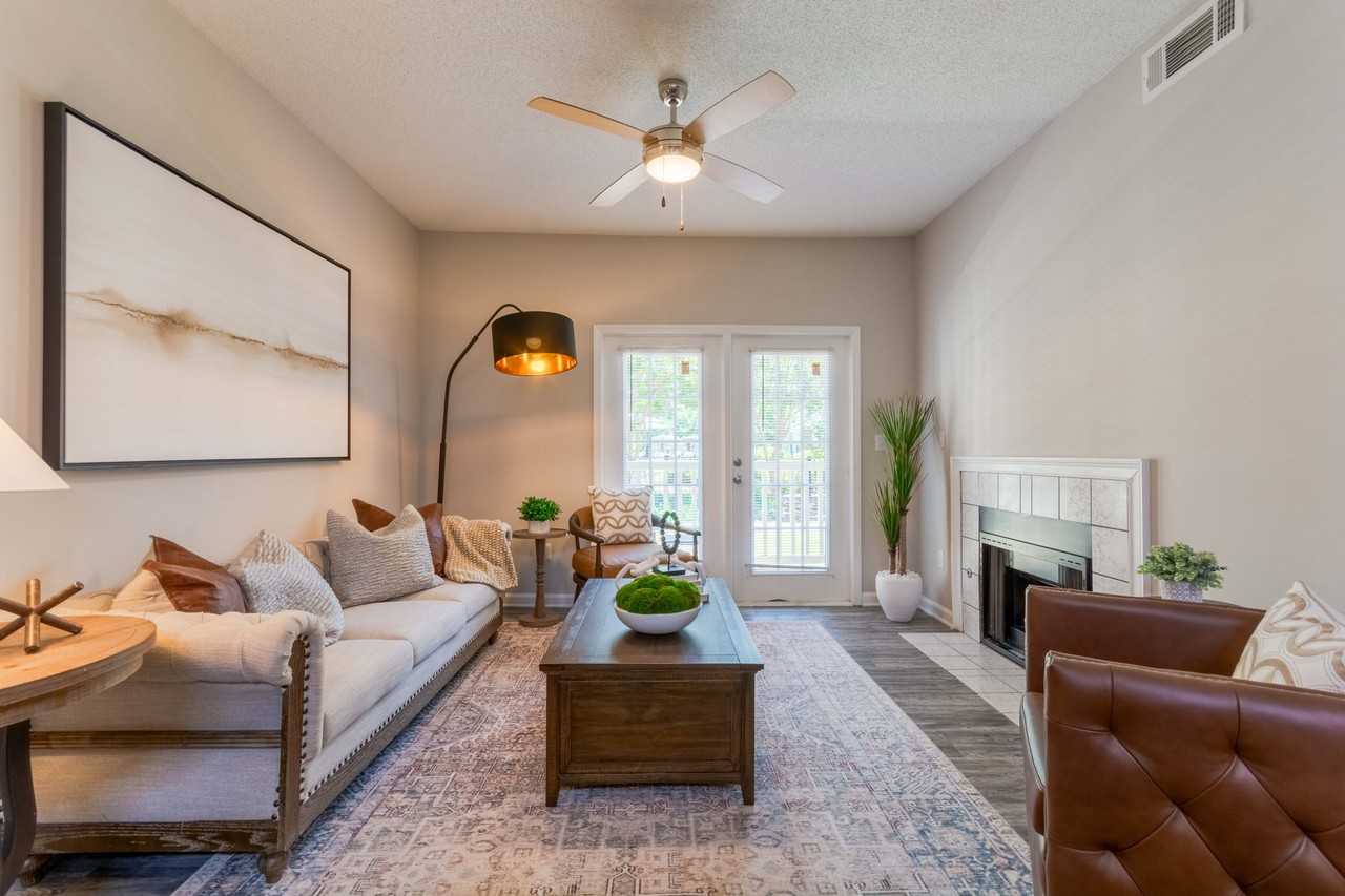 Enclave at Wolfchase - Photo 7 of 32