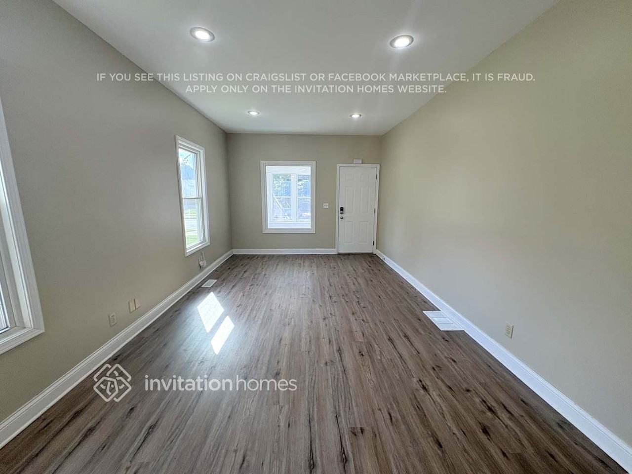 1024 25th Ave Se - Photo 5 of 18