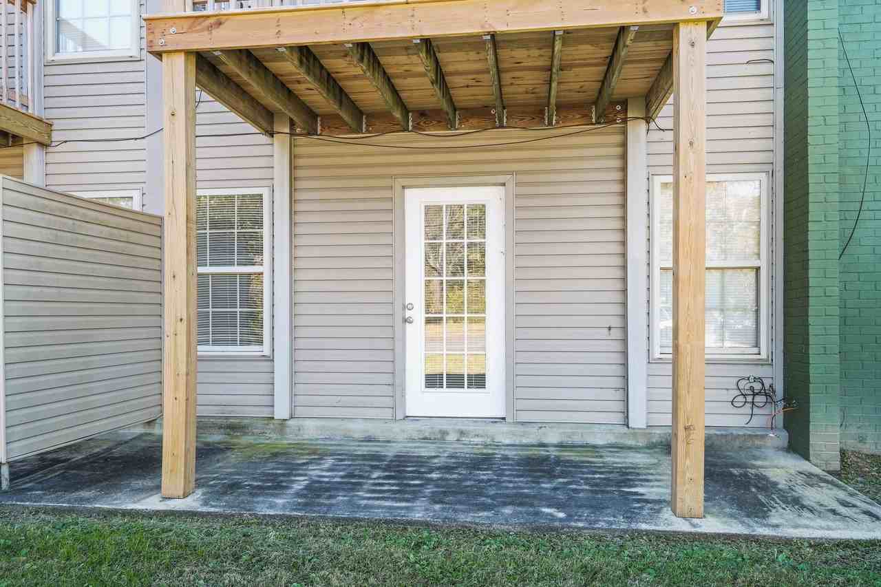 The Landings at Red Rock - Photo 2 of 37