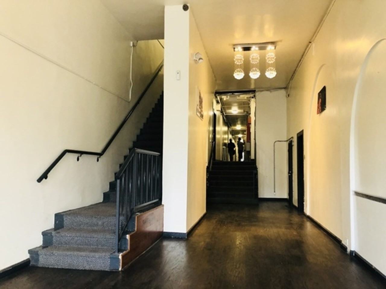 St. Moritz Apartments - Photo 3 of 10