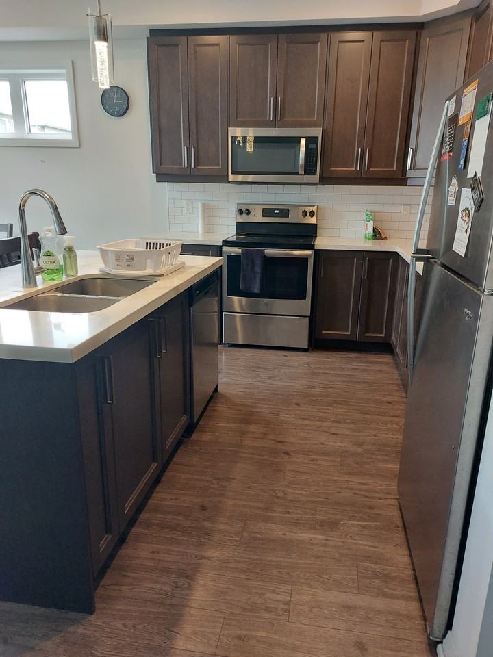 1B Violet Street #Main - Photo 3 of 17