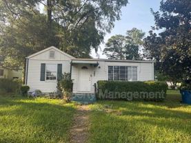 205 Pinewood Ave - Photo 1 of 1