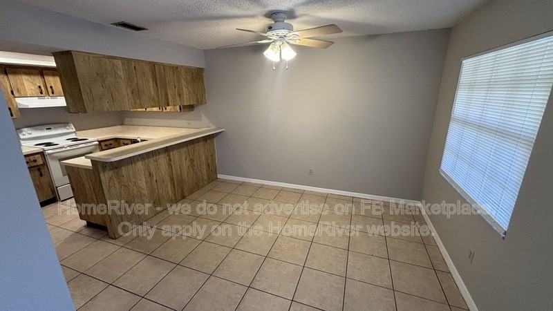 3205 Bloomingdale Villas Ct - Photo 5 of 14