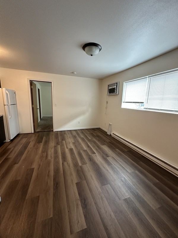 713 3rd St Sw #1 - Photo 2 of 8