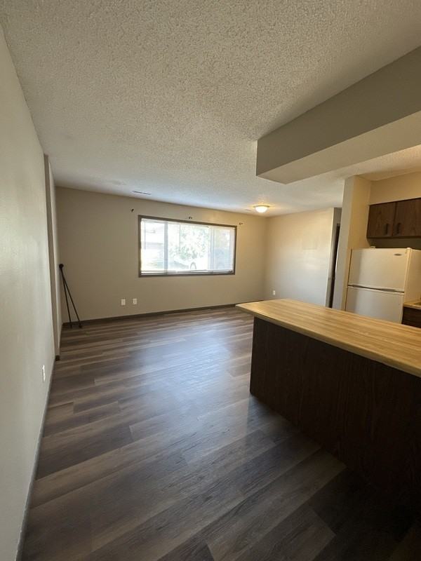 980 Eisenhower Rd #15 - Photo 2 of 10