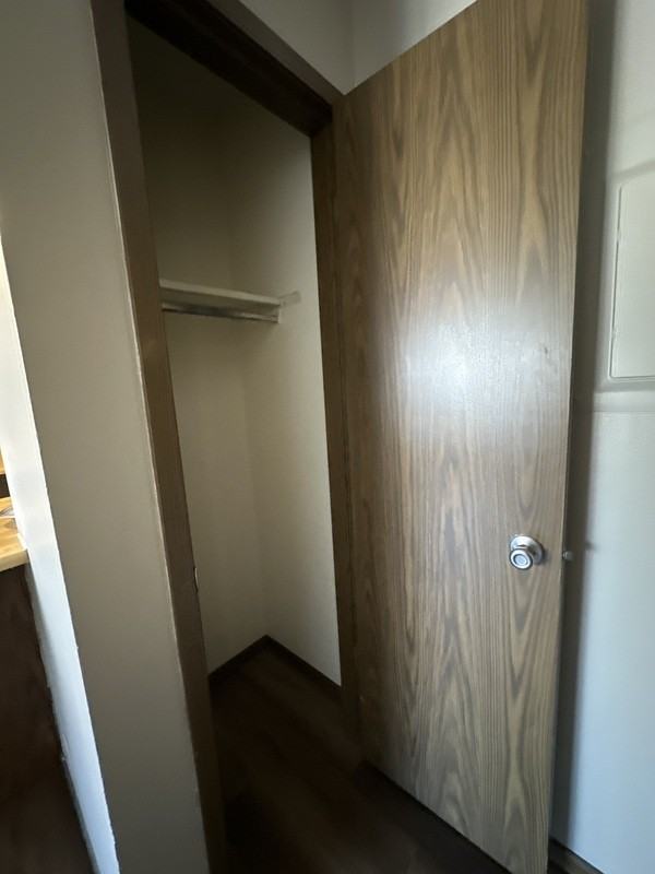 980 Eisenhower Rd #15 - Photo 3 of 10