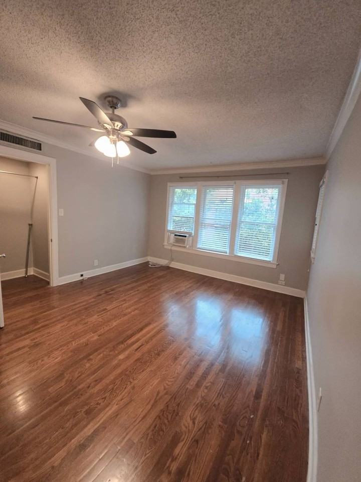 4000 Hawthorne Avenue - Photo 5 of 24