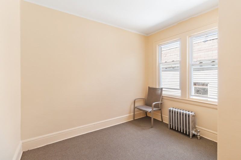 16 Montrose Ter - Photo 7 of 18