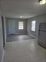 featured image of 1141 W Acacia Ave #8