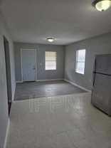 1141 W Acacia Ave #8 - Photo 1 of 1