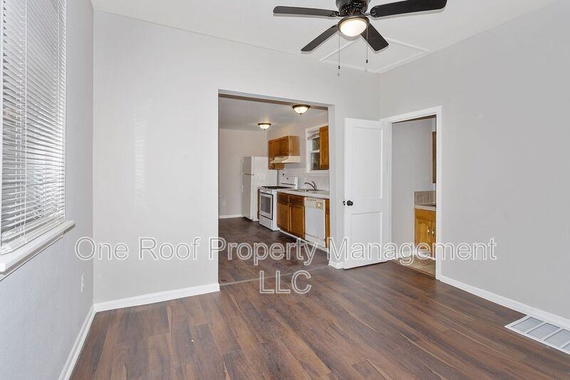 3006 Brooklyn Ave - Photo 3 of 18