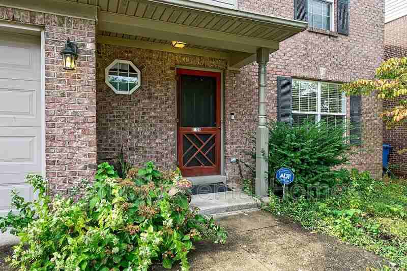 1104 Rolfe Ln - Photo 3 of 29