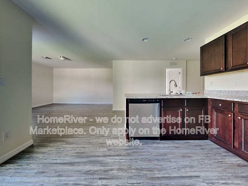 11063 Pendleton Ave - Photo 5 of 15