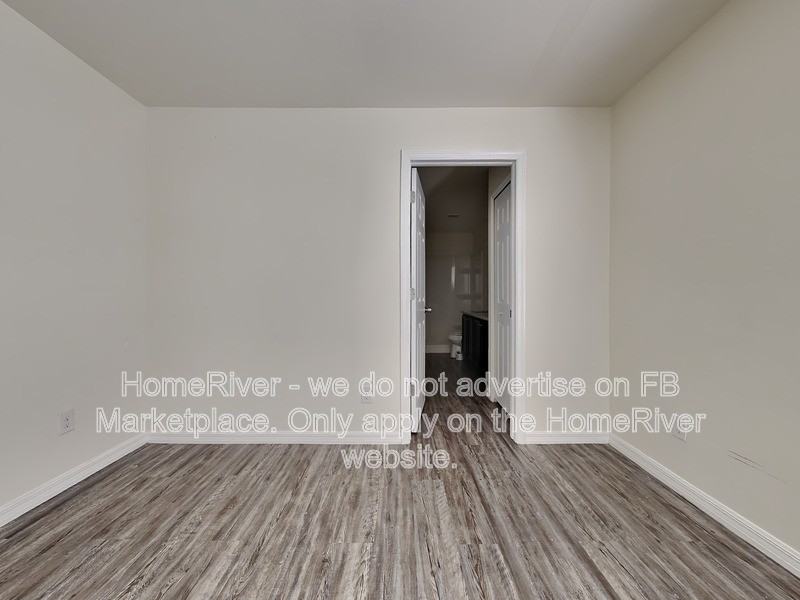 11063 Pendleton Ave - Photo 6 of 15