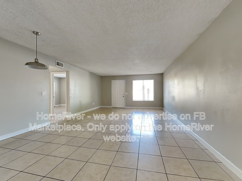 681 W Rosewood Ln - Photo 5 of 22