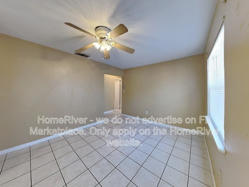 125 Academy Ave - Photo 6 of 25