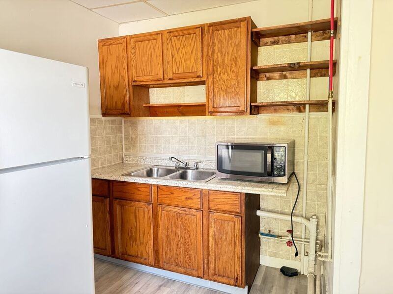 107 College Street #2L - Photo 2 of 9