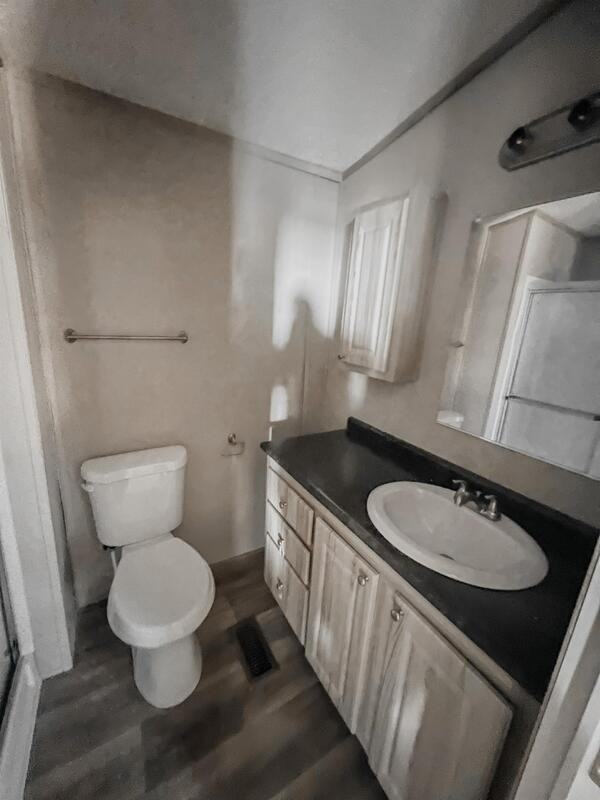 701 Green St ##B - Photo 4 of 8