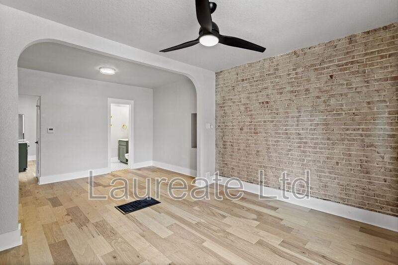 712 E 1st Ave - Photo 2 of 15