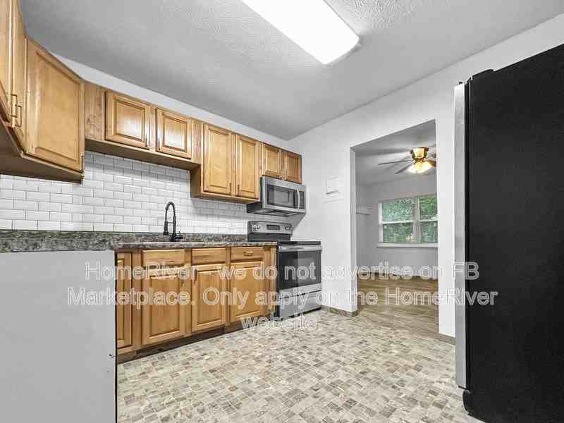 5757 Antoinette Ln - Photo 7 of 26