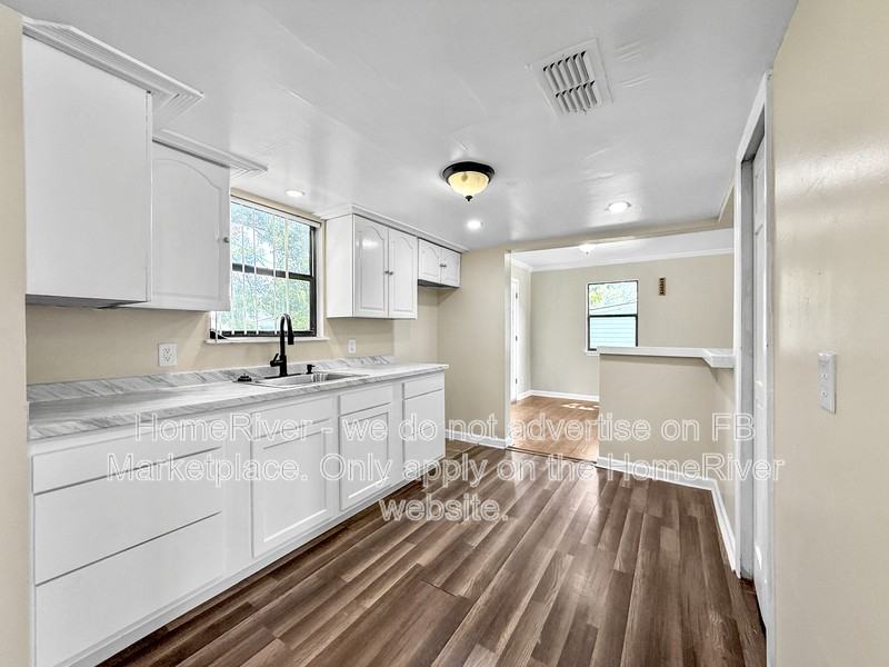 5145 Park Street - Photo 2 of 19