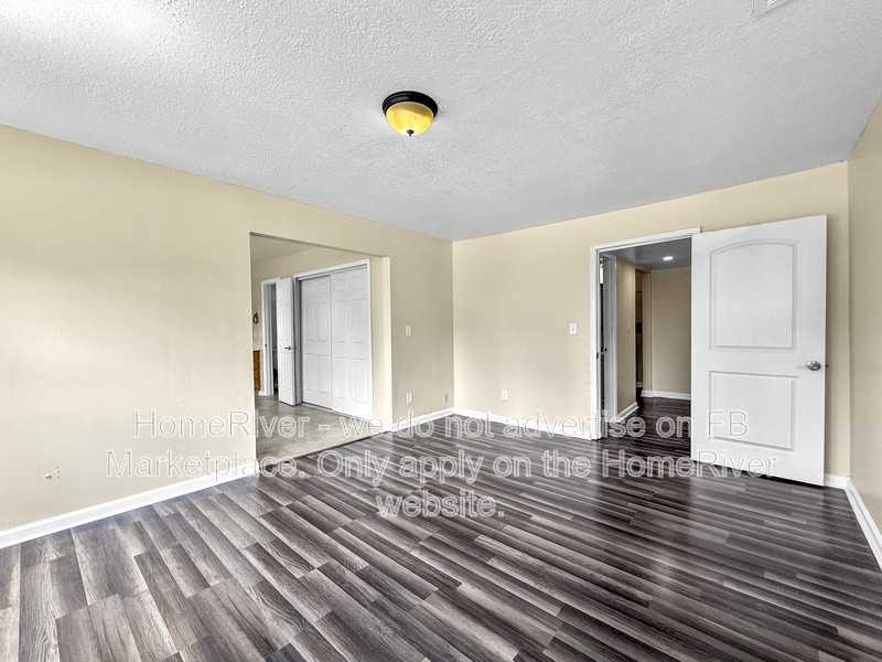 5145 Park Street - Photo 4 of 19