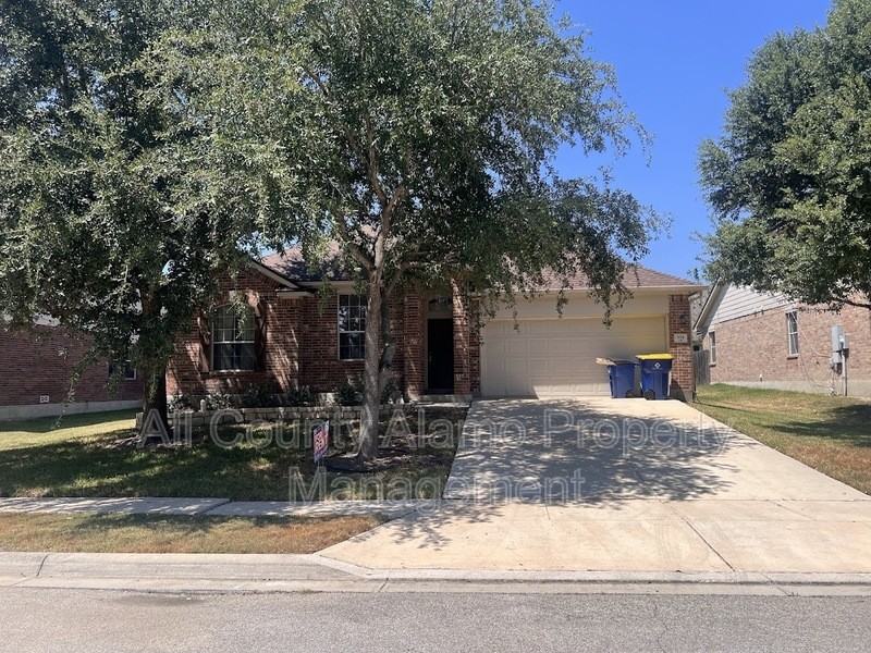 104 Ling Ln - Photo 4 of 33