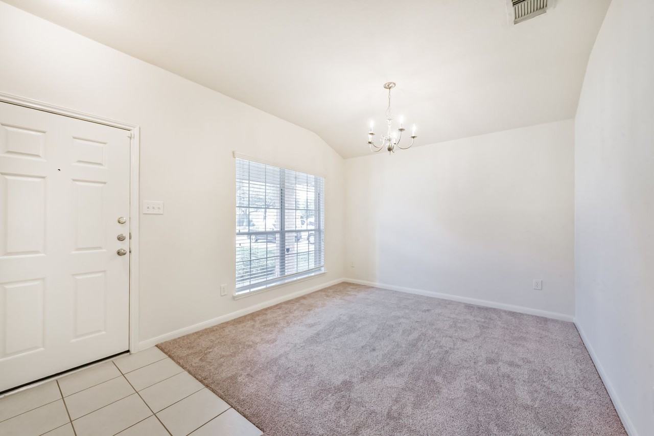 20131 Laramie River Trail - Photo 5 of 38