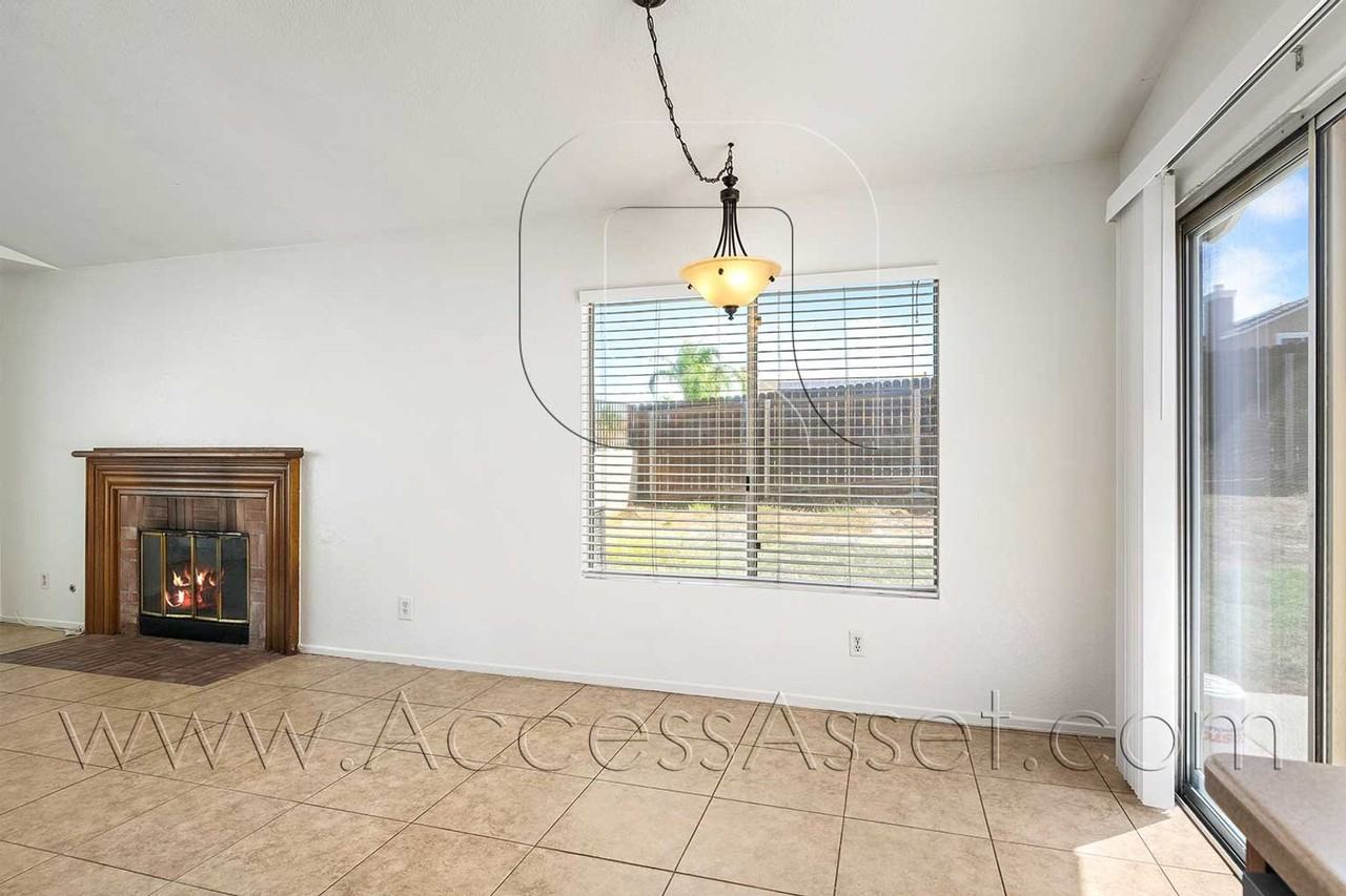 15731 Laguna Ave - Photo 6 of 27