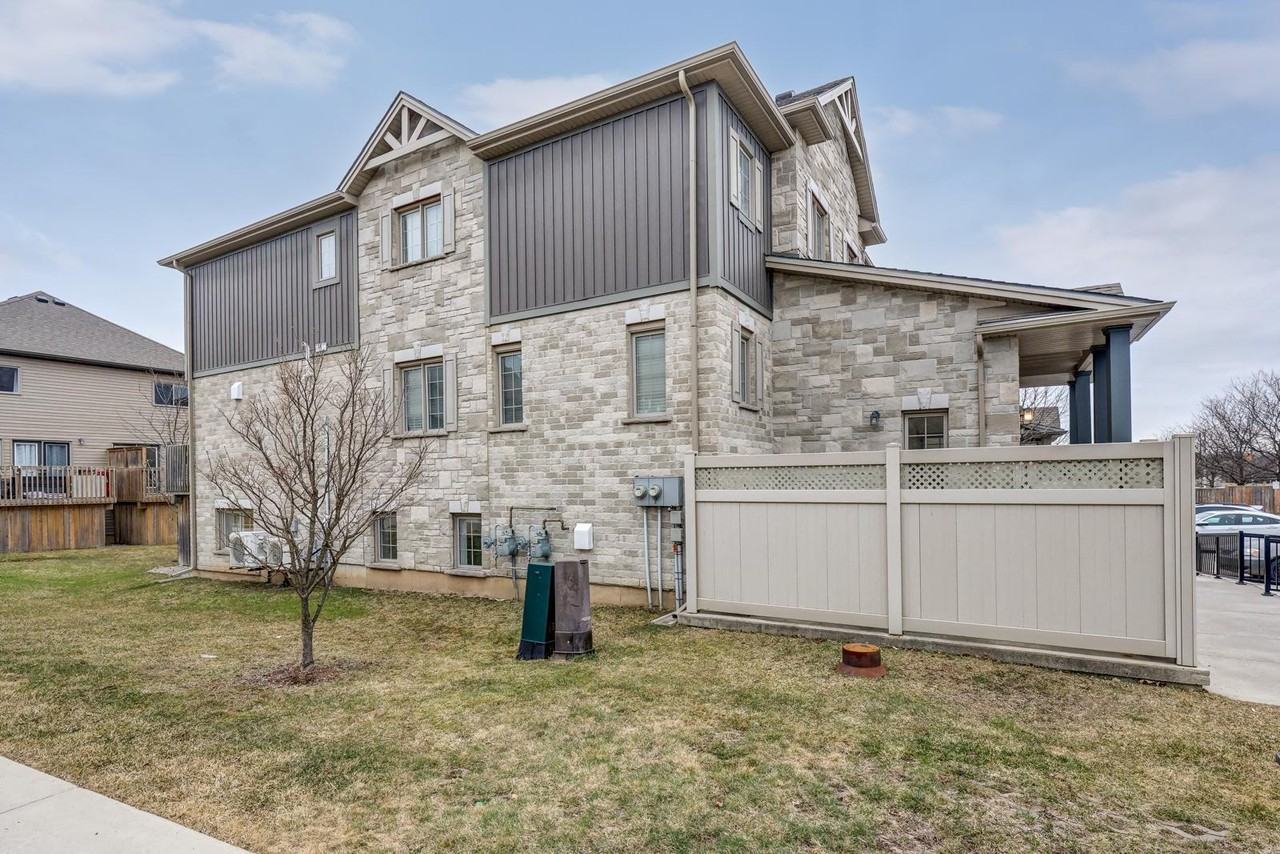 3200 Singleton Avenue - Photo 19