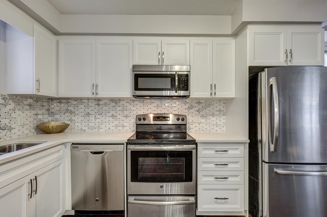 3200 Singleton Avenue - Photo 12