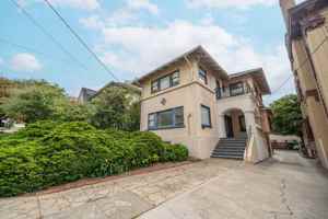 featured image of 328 Lenox Ave