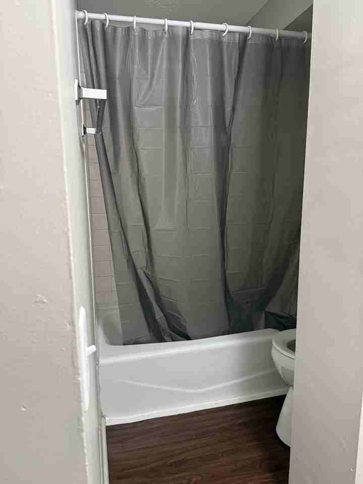 2829 Douglas Avenue - Photo 5 of 22