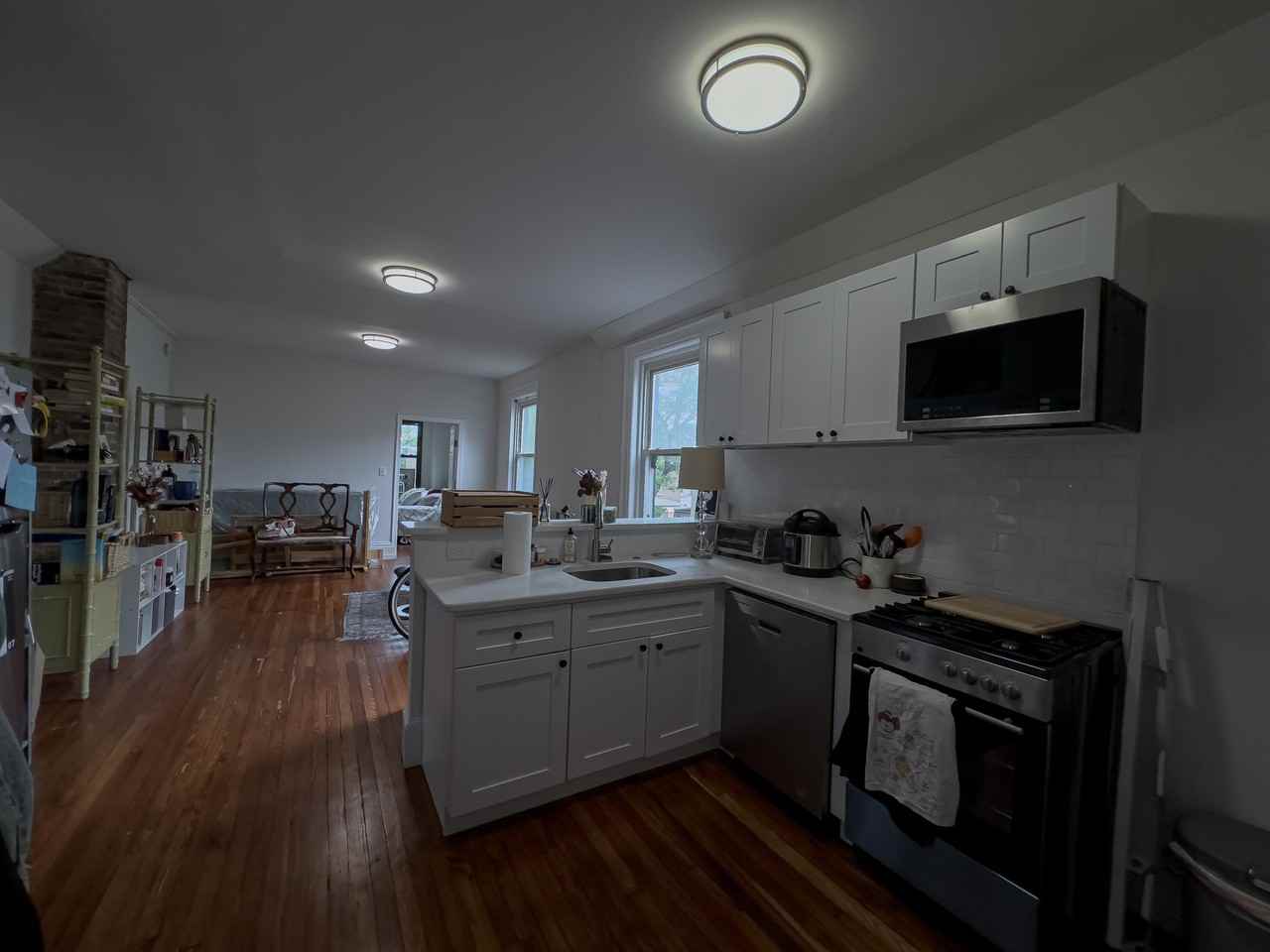 2037 Spring Garden Street - Photo 2 of 16