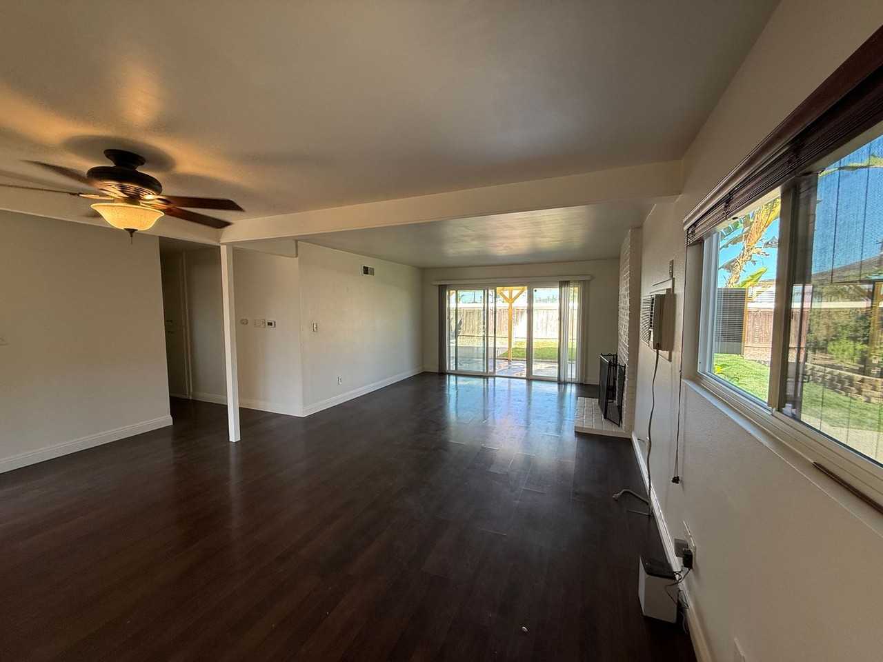 6334 Lake Kathleen Ave - Photo 2 of 12