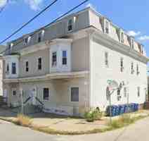 featured image of 28 Pleasant St