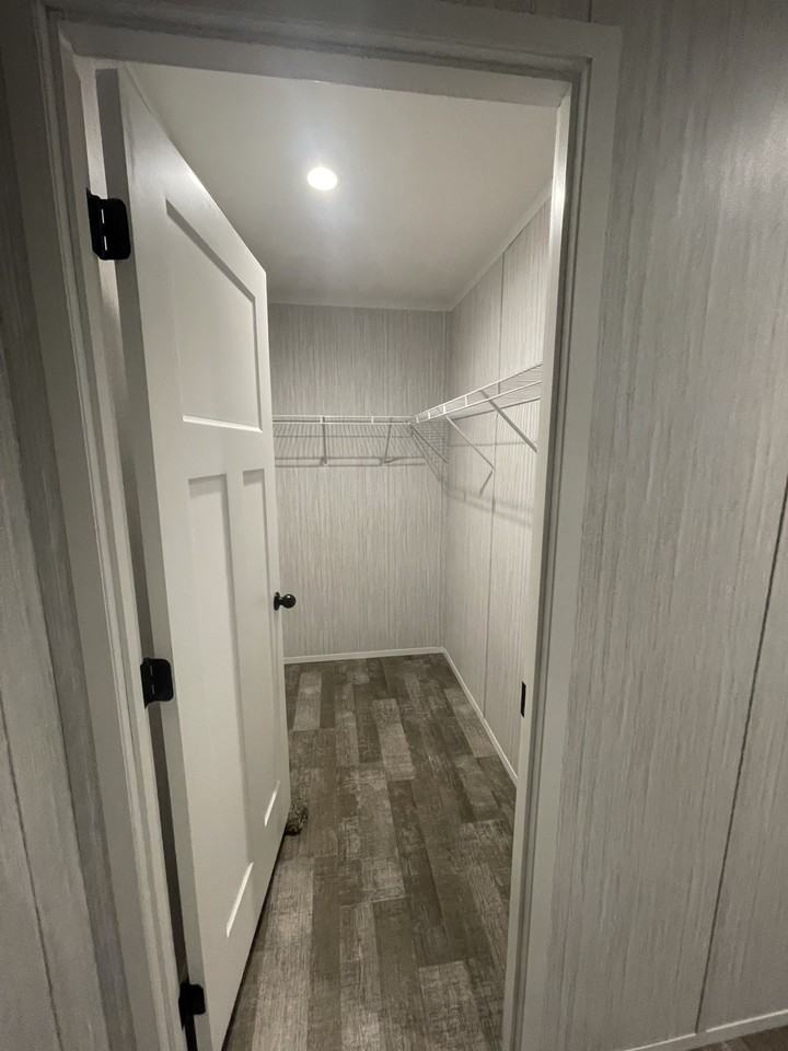 Alpine: 3031 New York 228 - Photo 4 of 16