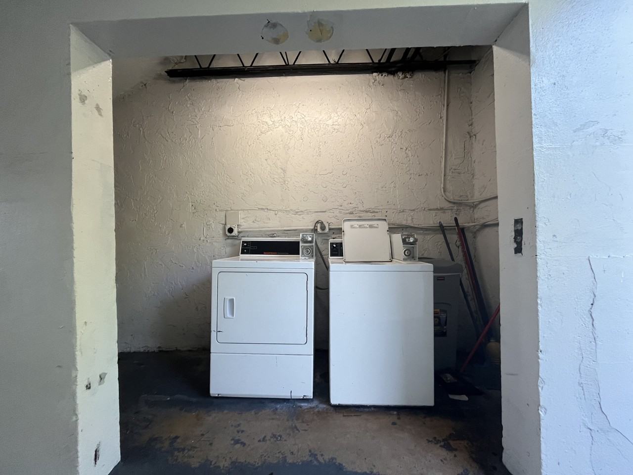 1610 North 25th Street - Photo 4 of 22