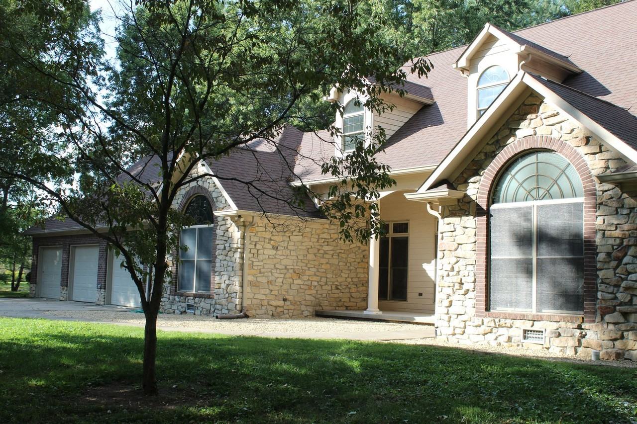 168 Holzkwecht Court - Photo 3 of 25