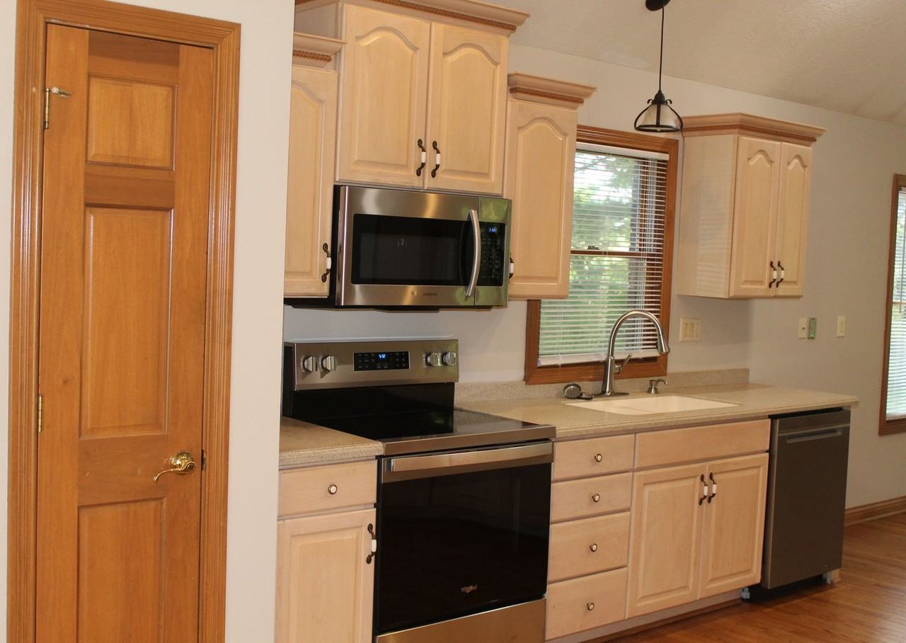 168 Holzkwecht Court - Photo 5 of 25