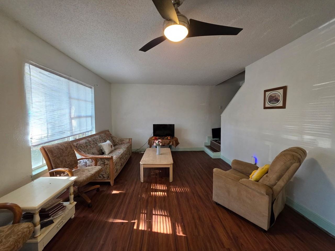 2721 N M St - Photo 3 of 21