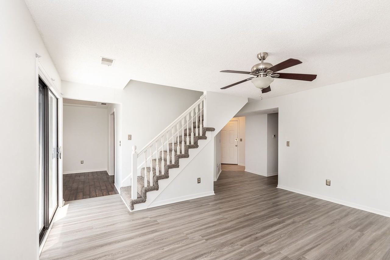 5870 Park St - Photo 7 of 22