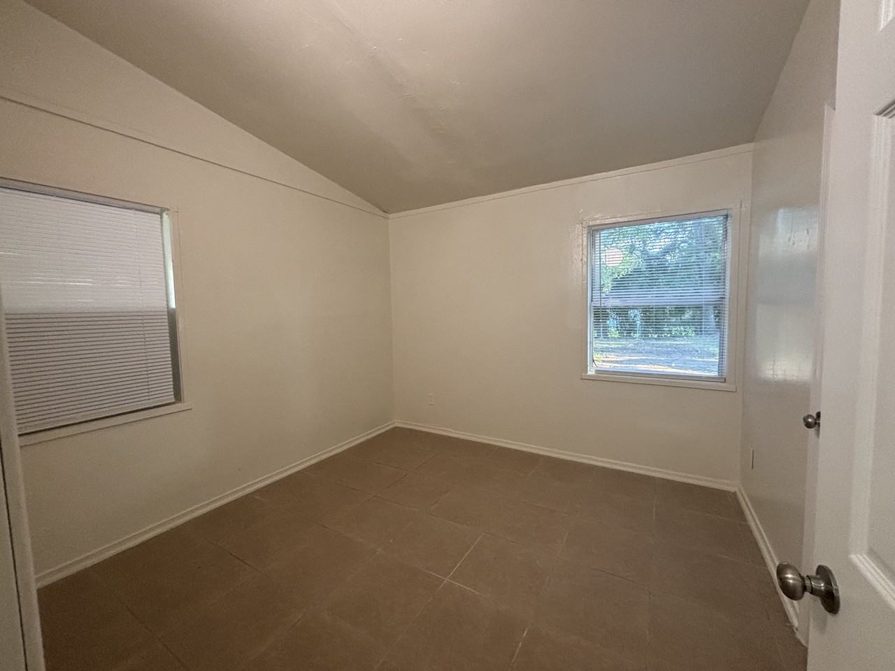 2 Malcolm Rd #2MALCOLMRD - Photo 2 of 10