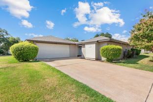 4351 Altamesa Blvd - Photo 1 of 1