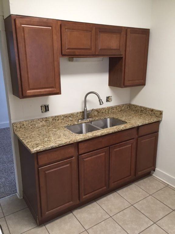 1606 N 4th St - Photo 2 of 5